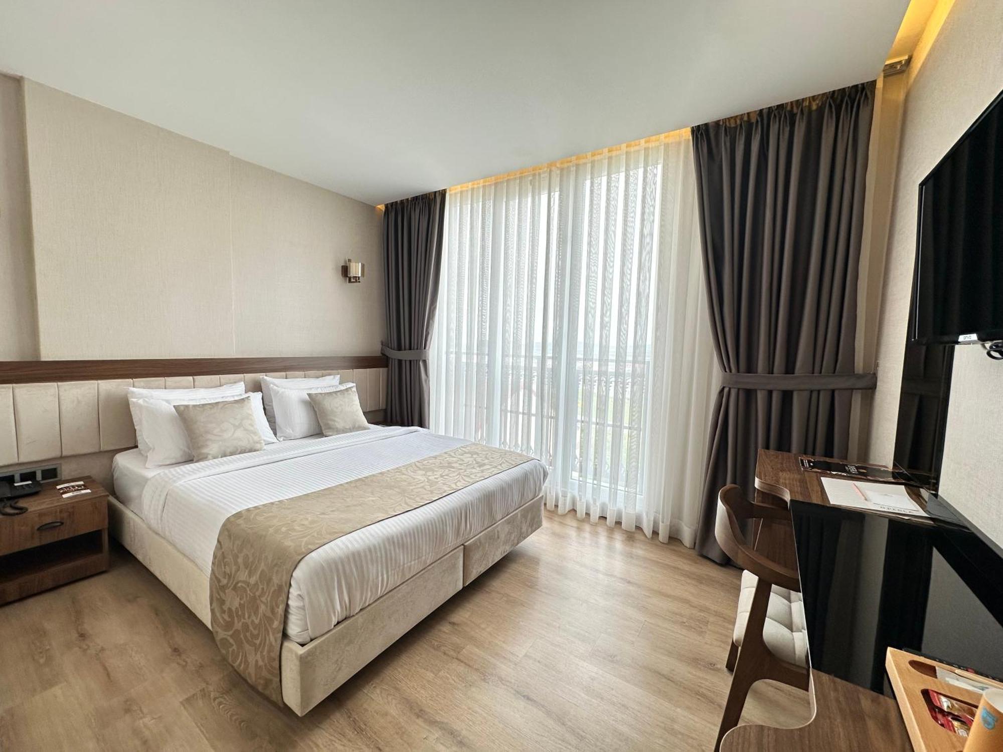 Trademark Collection By Wyndham Operla Airport Hotels Arnavutkoy Ngoại thất bức ảnh
