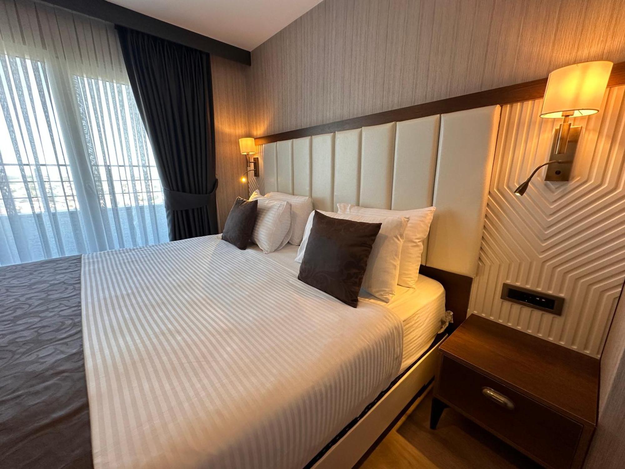 Trademark Collection By Wyndham Operla Airport Hotels Arnavutkoy Ngoại thất bức ảnh